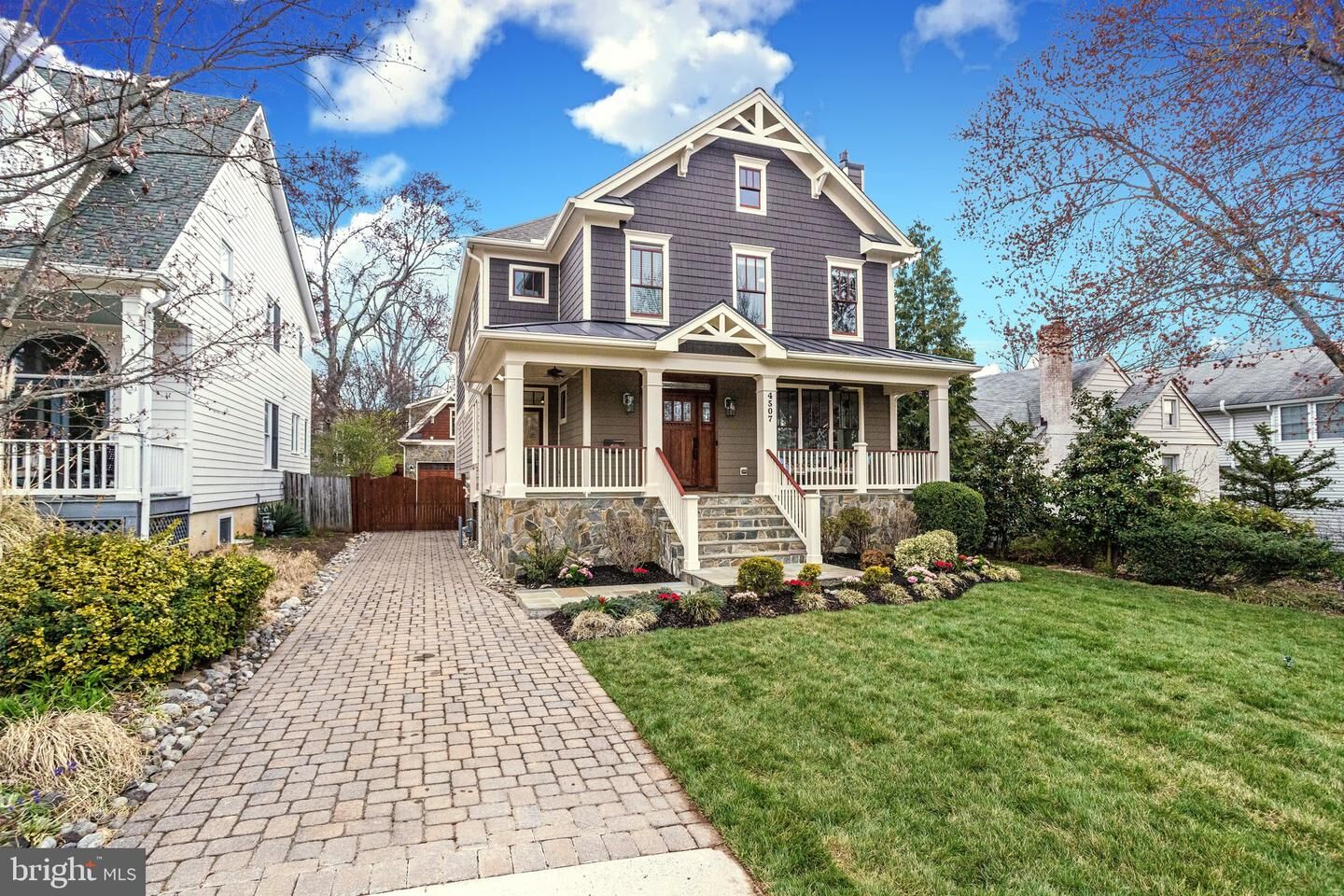 Property Photo: 4507 16th Street N VA 22207