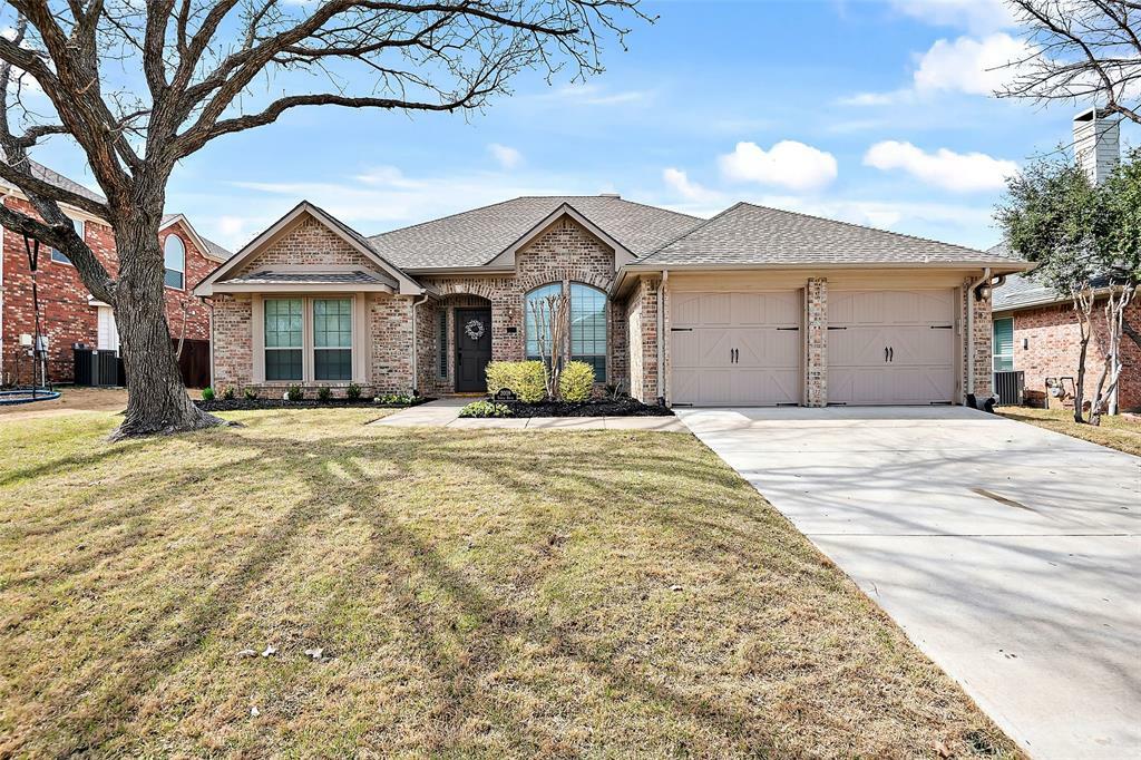 Property Photo: 2009 Tophill Drive TX 75022