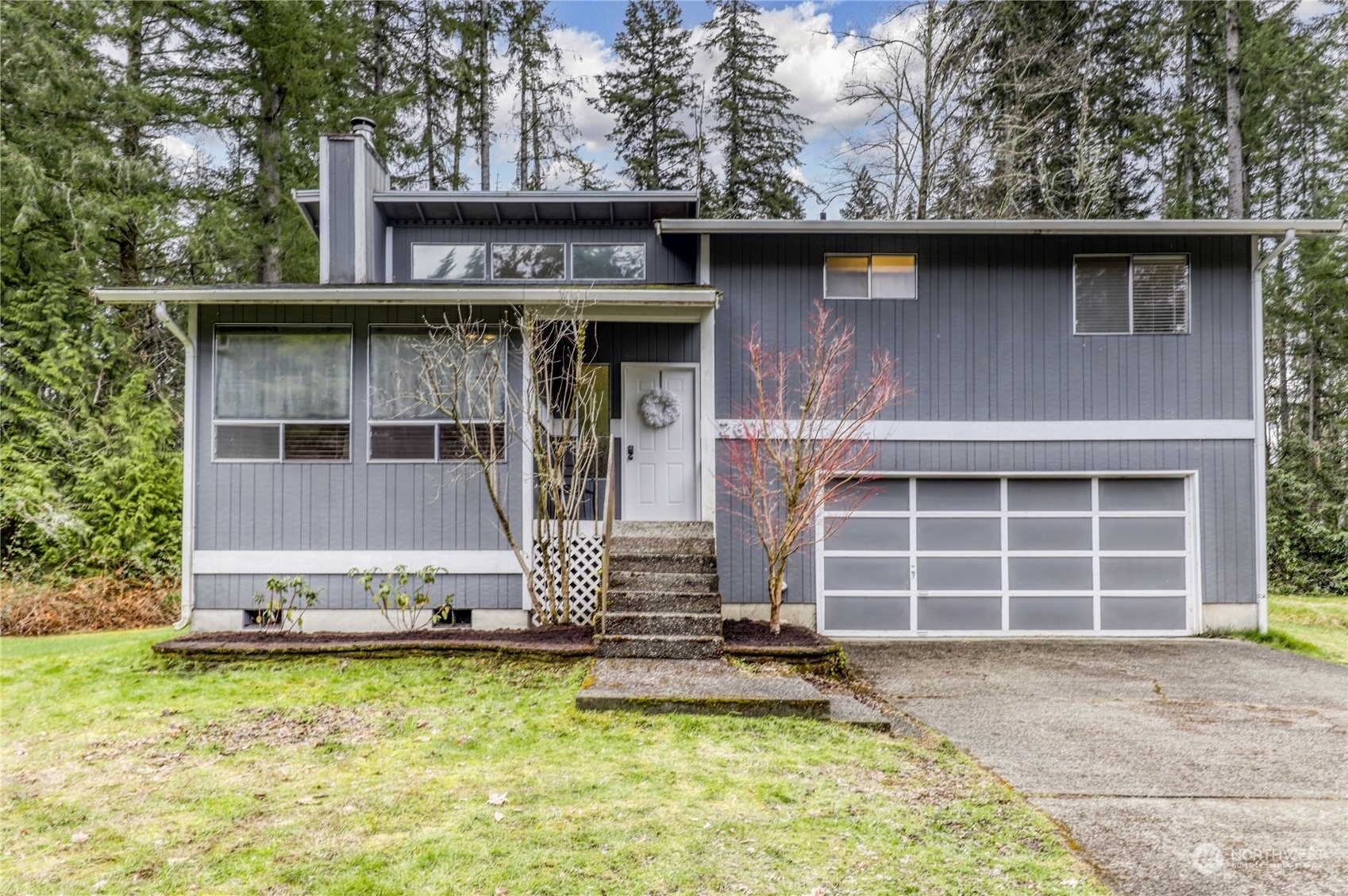 2600 SE Brookwood Drive  Port Orchard WA 98367 photo