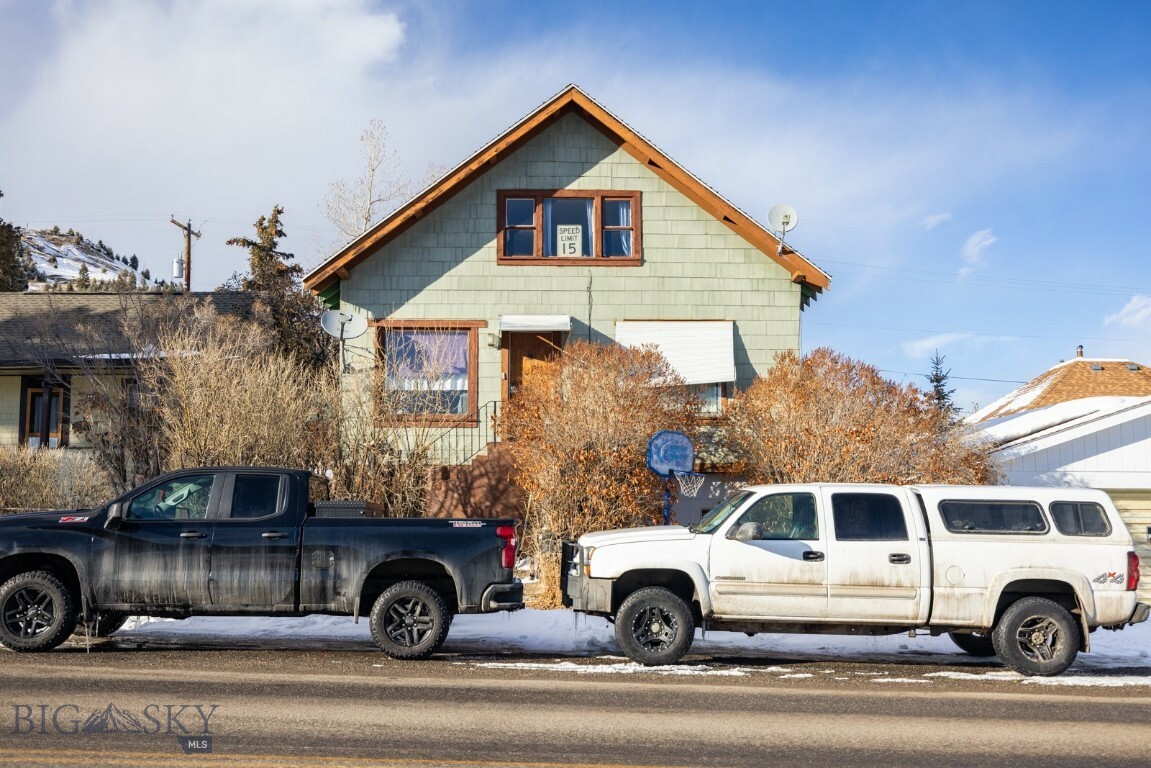 Property Photo:  1215 Granite Street  MT 59701 