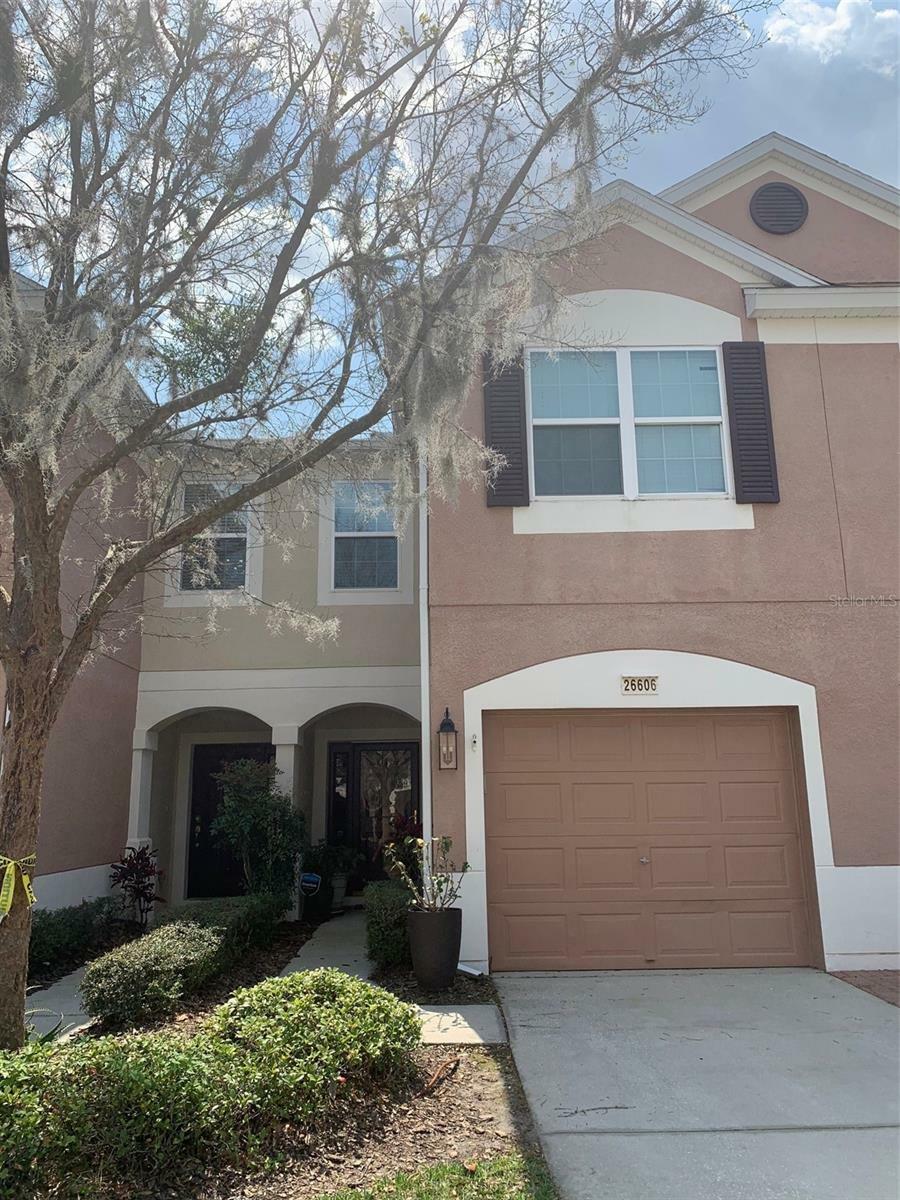 Property Photo:  26606 Castleview Way  FL 33544 