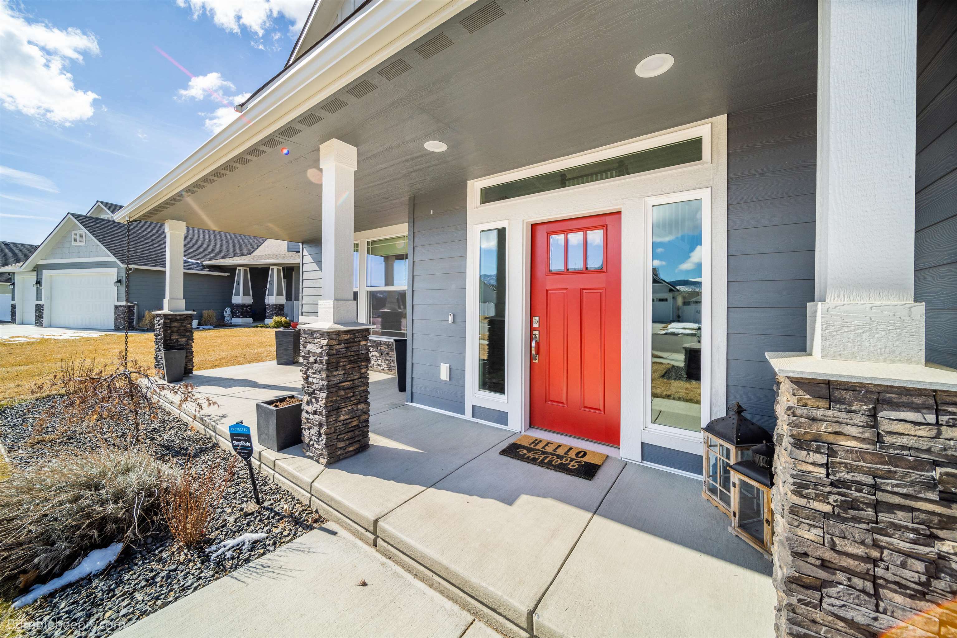 1404 S Cavalier St  Spokane Valley WA 99016 photo