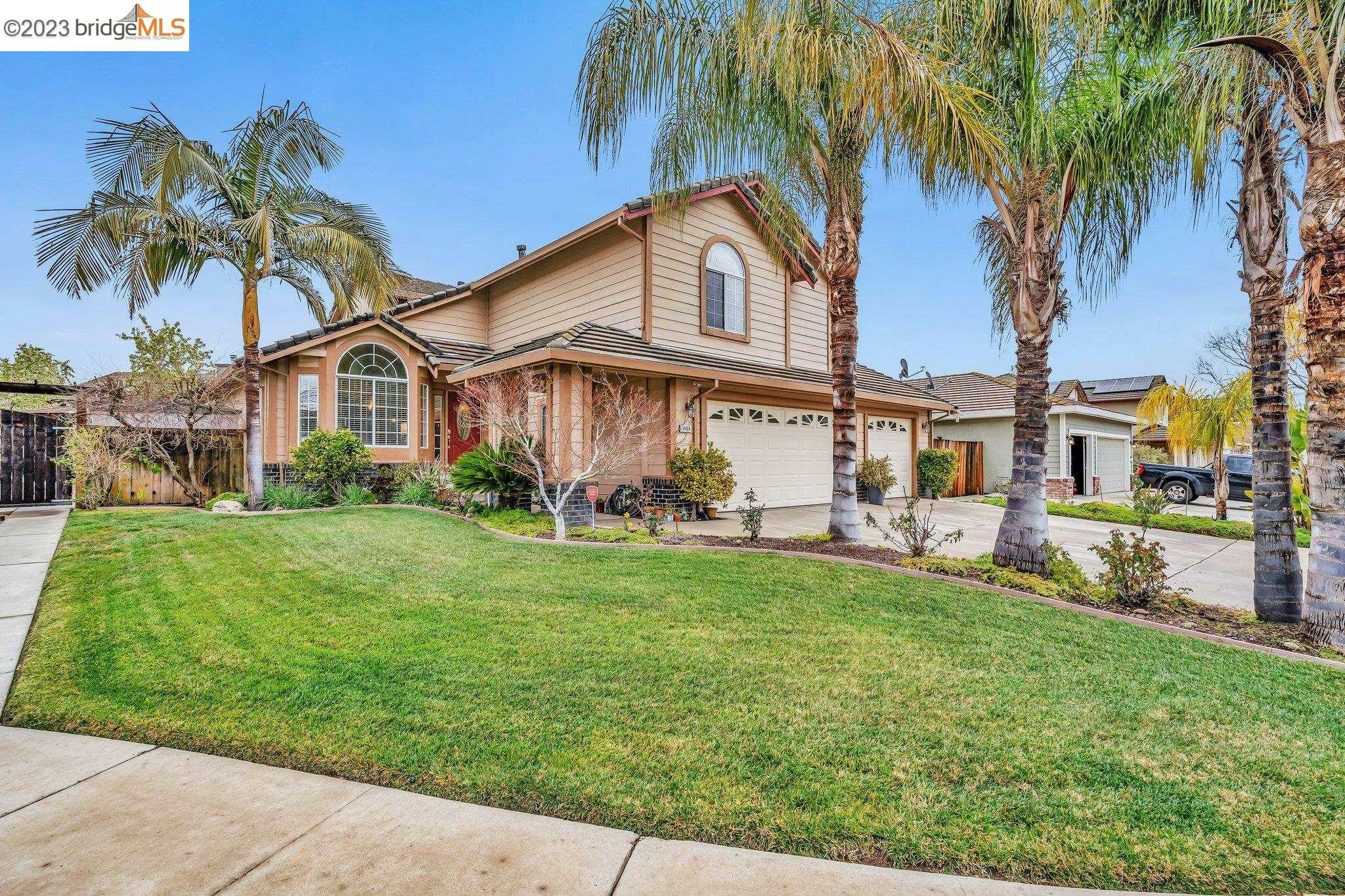 Property Photo: 1554 Larkspur Ct CA 94561