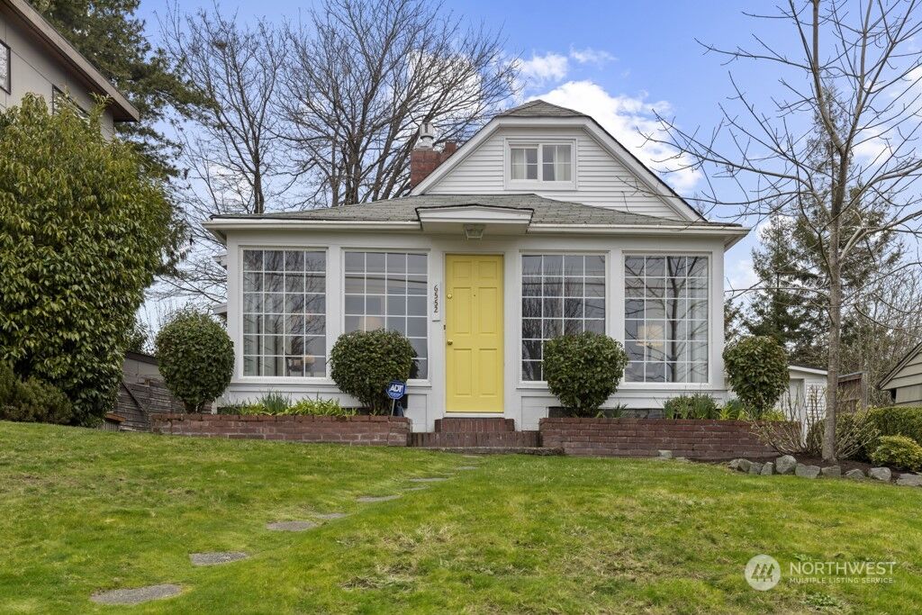 Property Photo:  6552 49th Avenue SW  WA 98136 