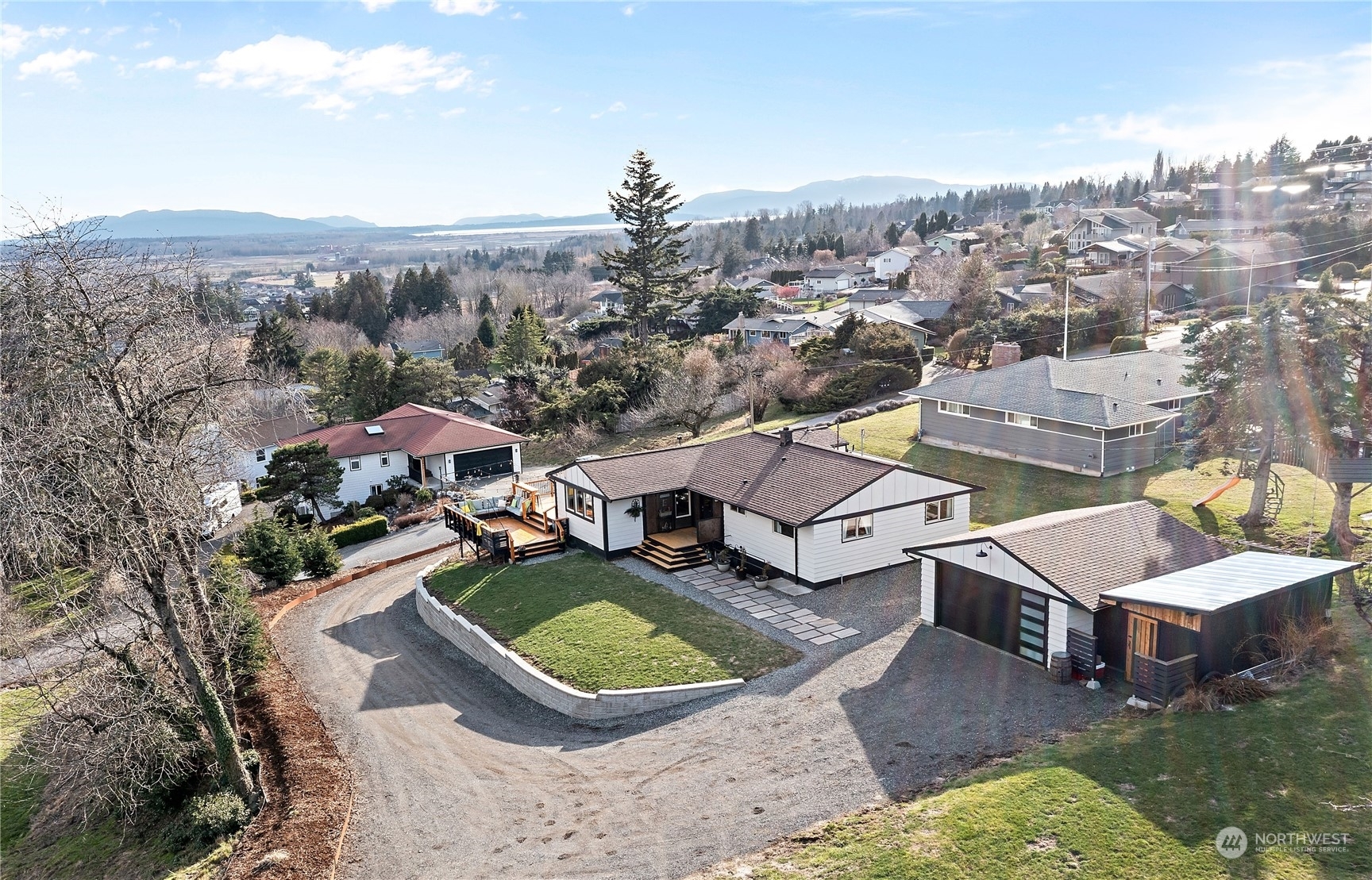 Property Photo: 2426 Crestline Street WA 98248