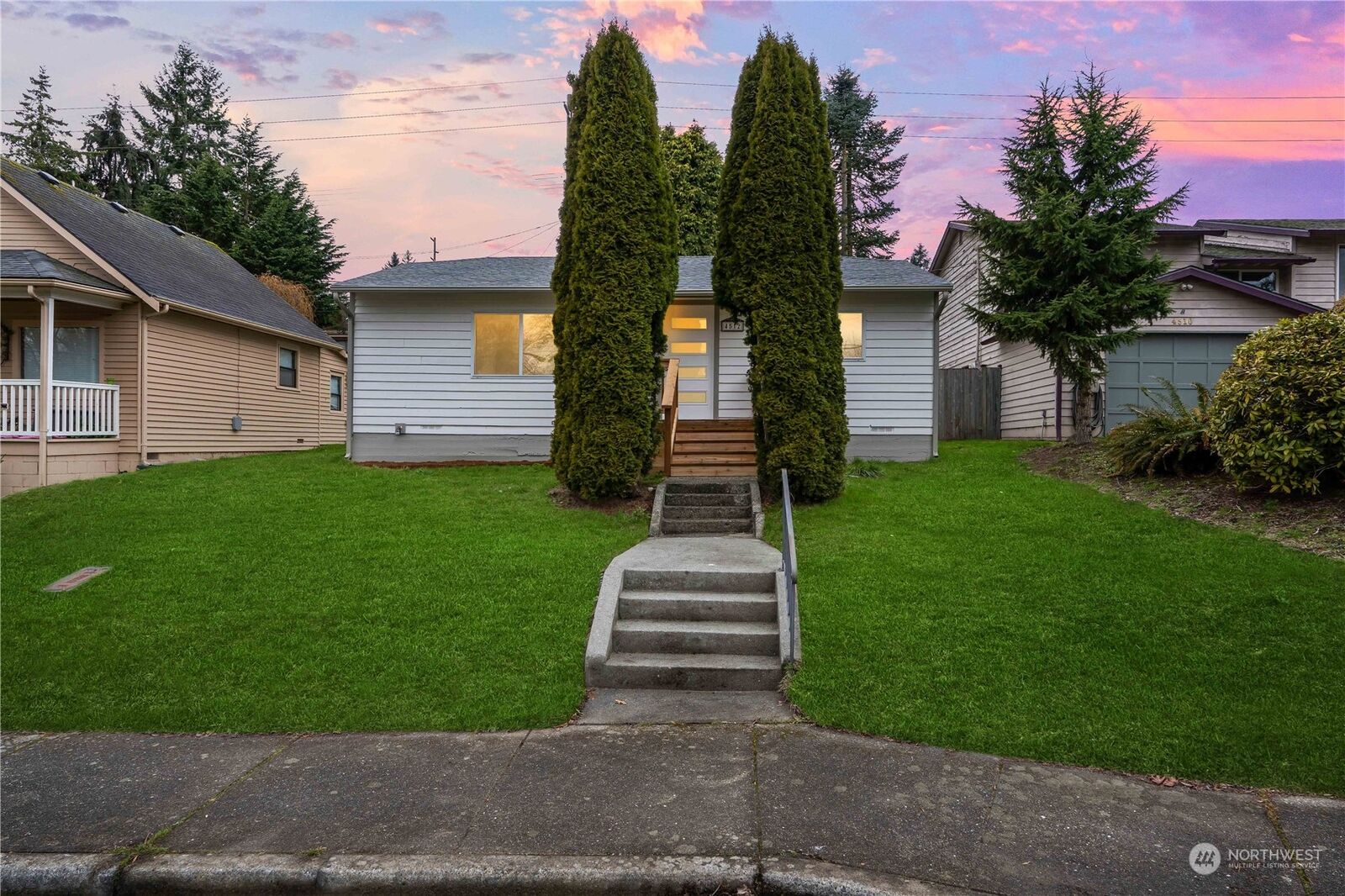 Property Photo: 4512 S 3rd Avenue WA 98203