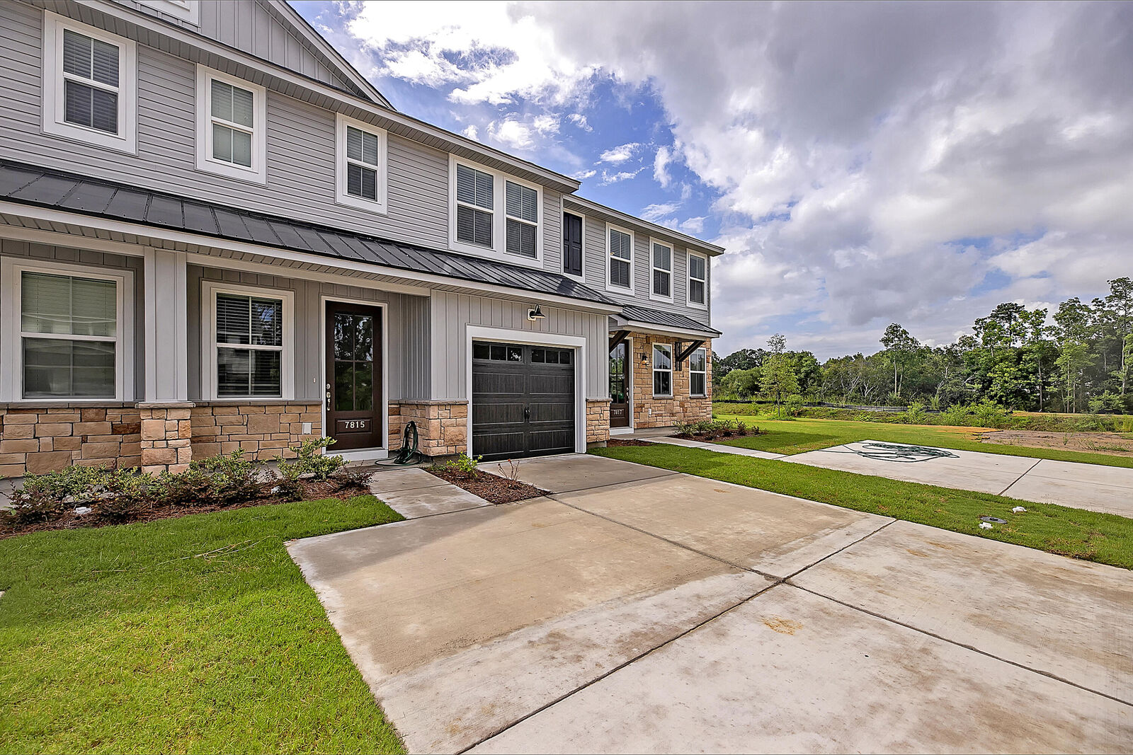 Property Photo: 7729 Park Gate Drive SC 29418