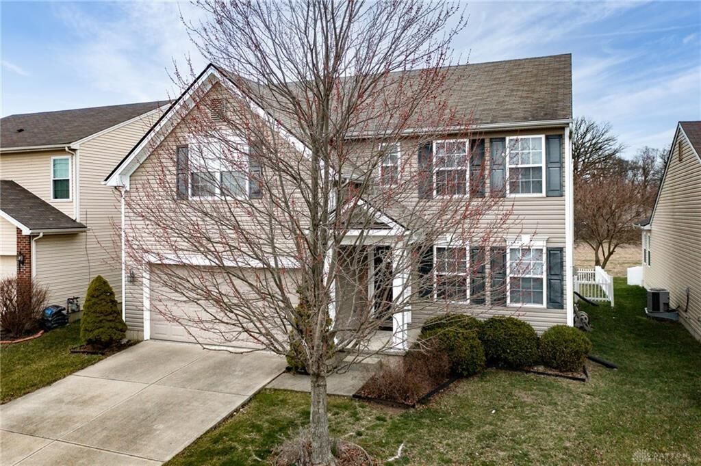 Property Photo: 807 Gearhardt Lane OH 45373
