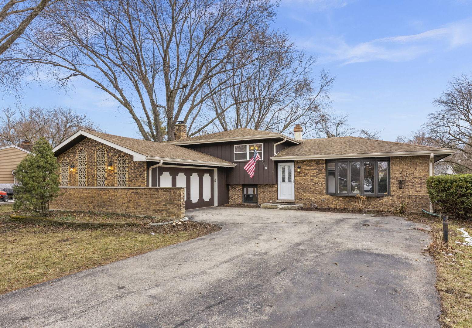 Property Photo:  28W767 Leverenz Road  IL 60564 