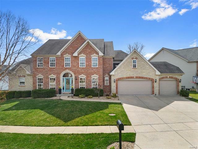 207 Irish Hound Drive  O'Fallon MO 63368 photo