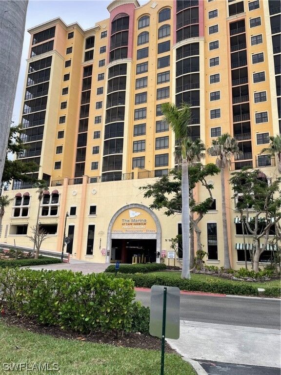 Property Photo: 5793 Cape Harbour Drive 1416 FL 33914