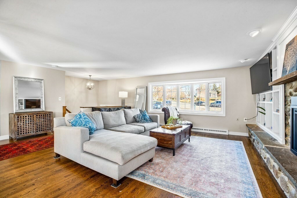Property Photo: 26 Elaine Ct MA 02066