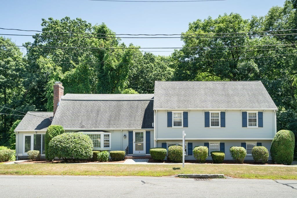 Property Photo:  16 Nickerson Rd  MA 02421 