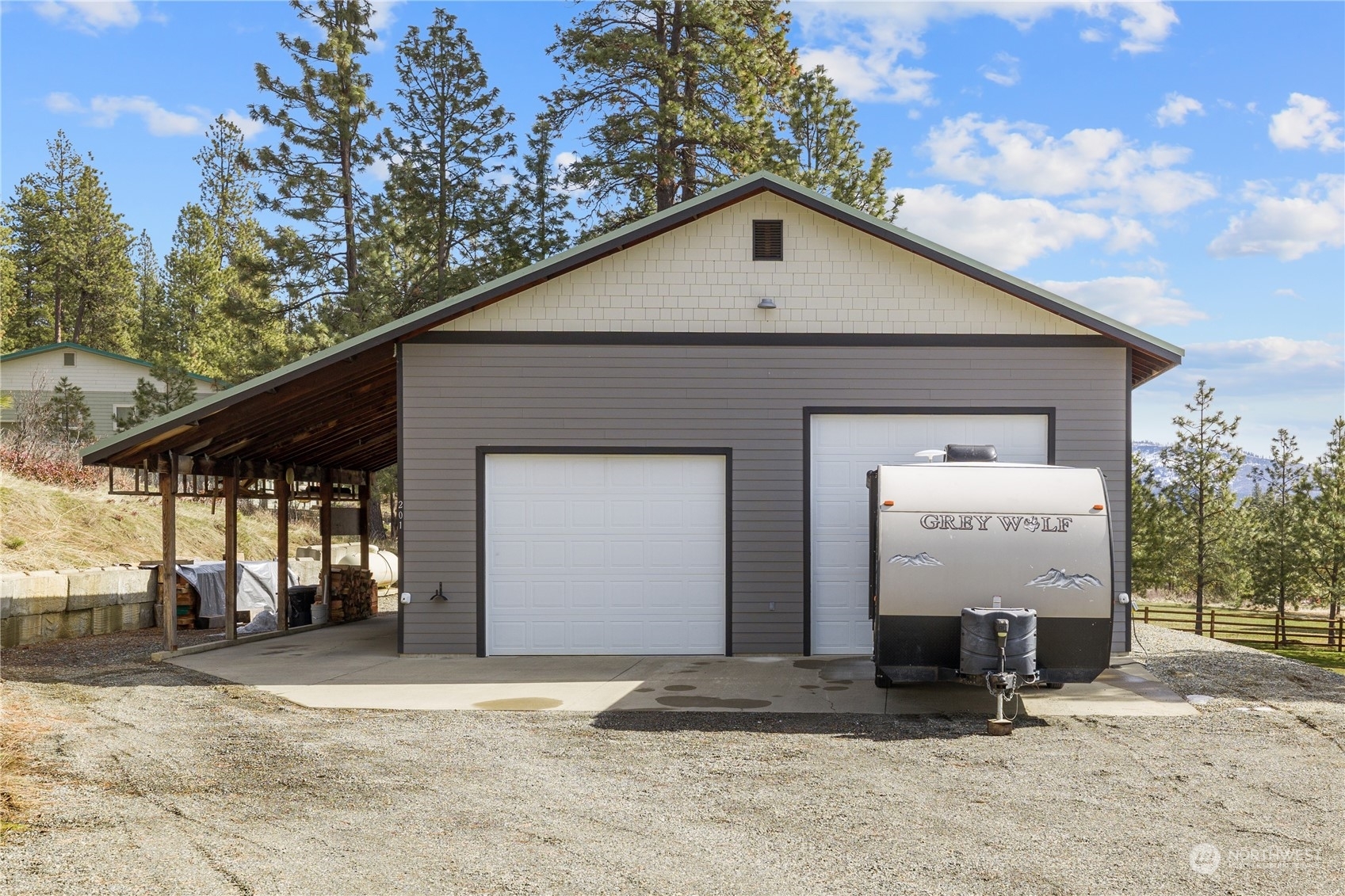 Property Photo: 201 Danko Road WA 98922
