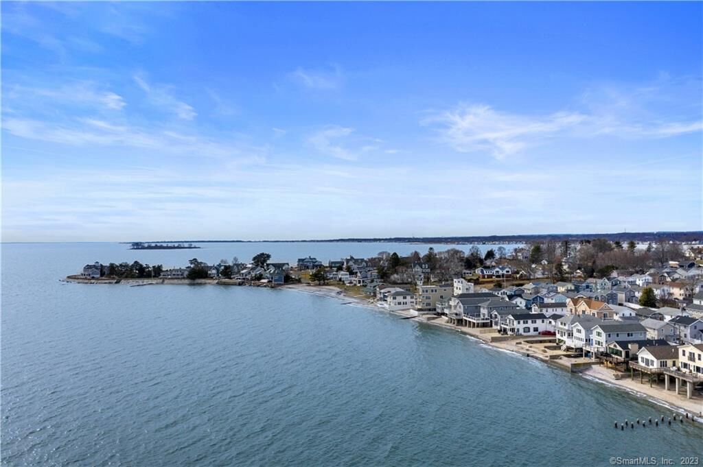 Property Photo:  31 Deerfield Avenue  CT 06460 