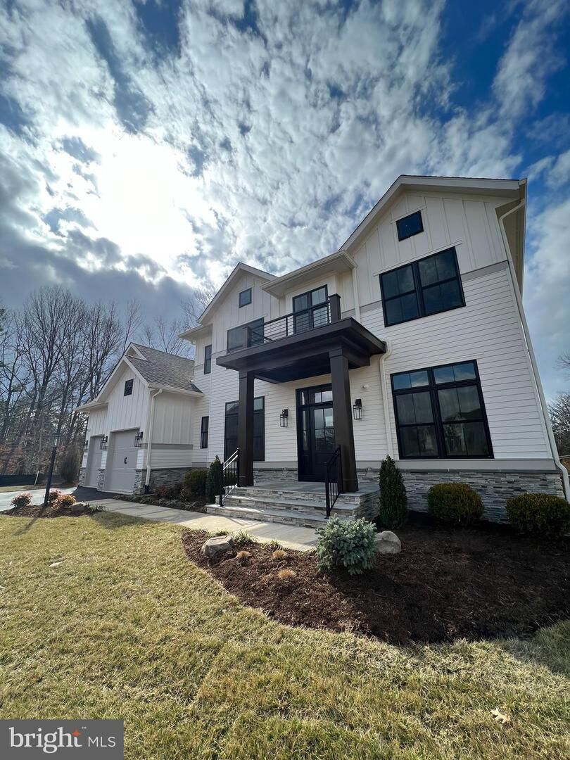Property Photo:  6583 Brooks Place  VA 22044 