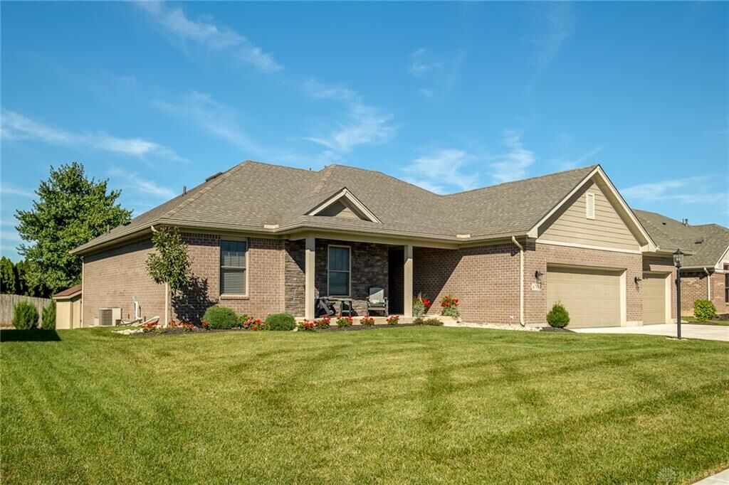 Property Photo:  6798 Sun Ridge Way  OH 45068 