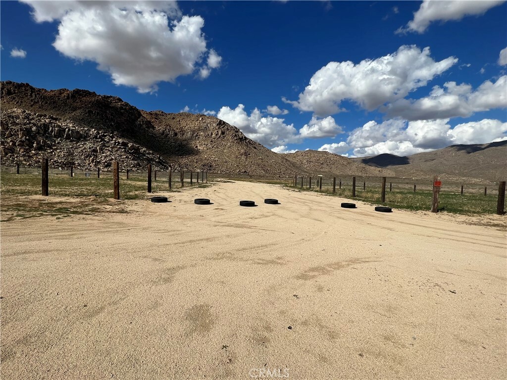 Property Photo:  25038 Pah-Ute Road  CA 92308 