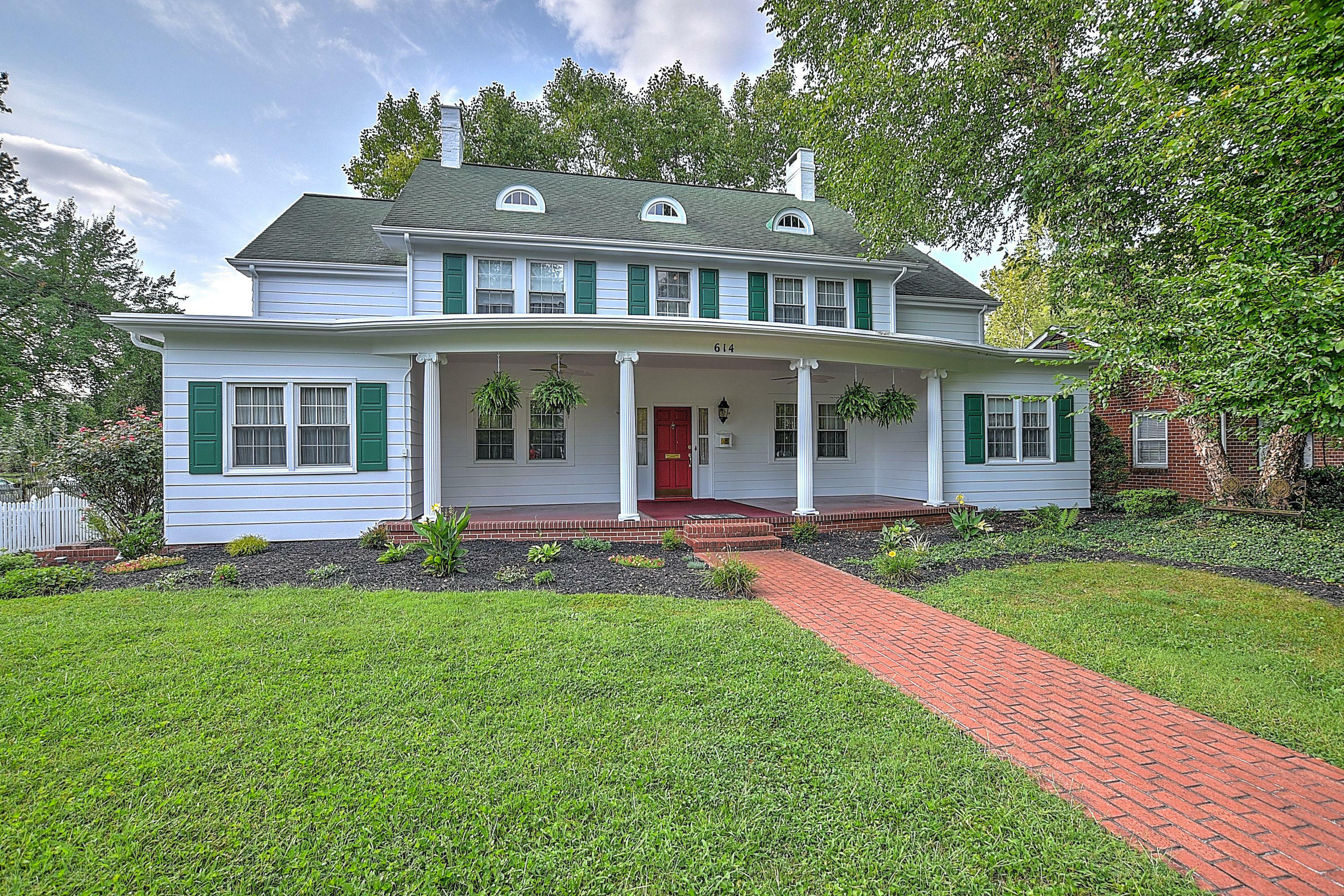 Property Photo:  614 West Pine Street  TN 37604 