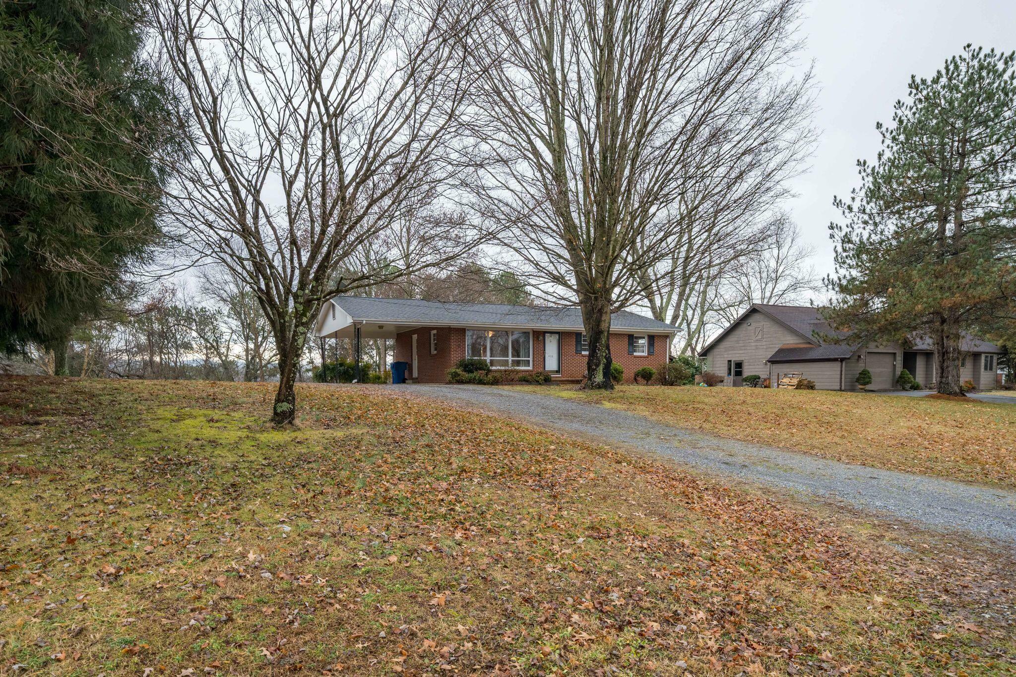 Property Photo:  408 Hillrise Drive  TN 37659 