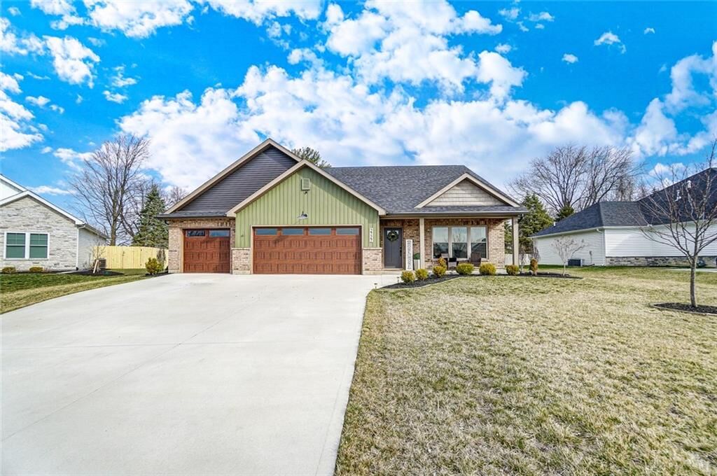 Property Photo: 2727 Executive Drive OH 45373
