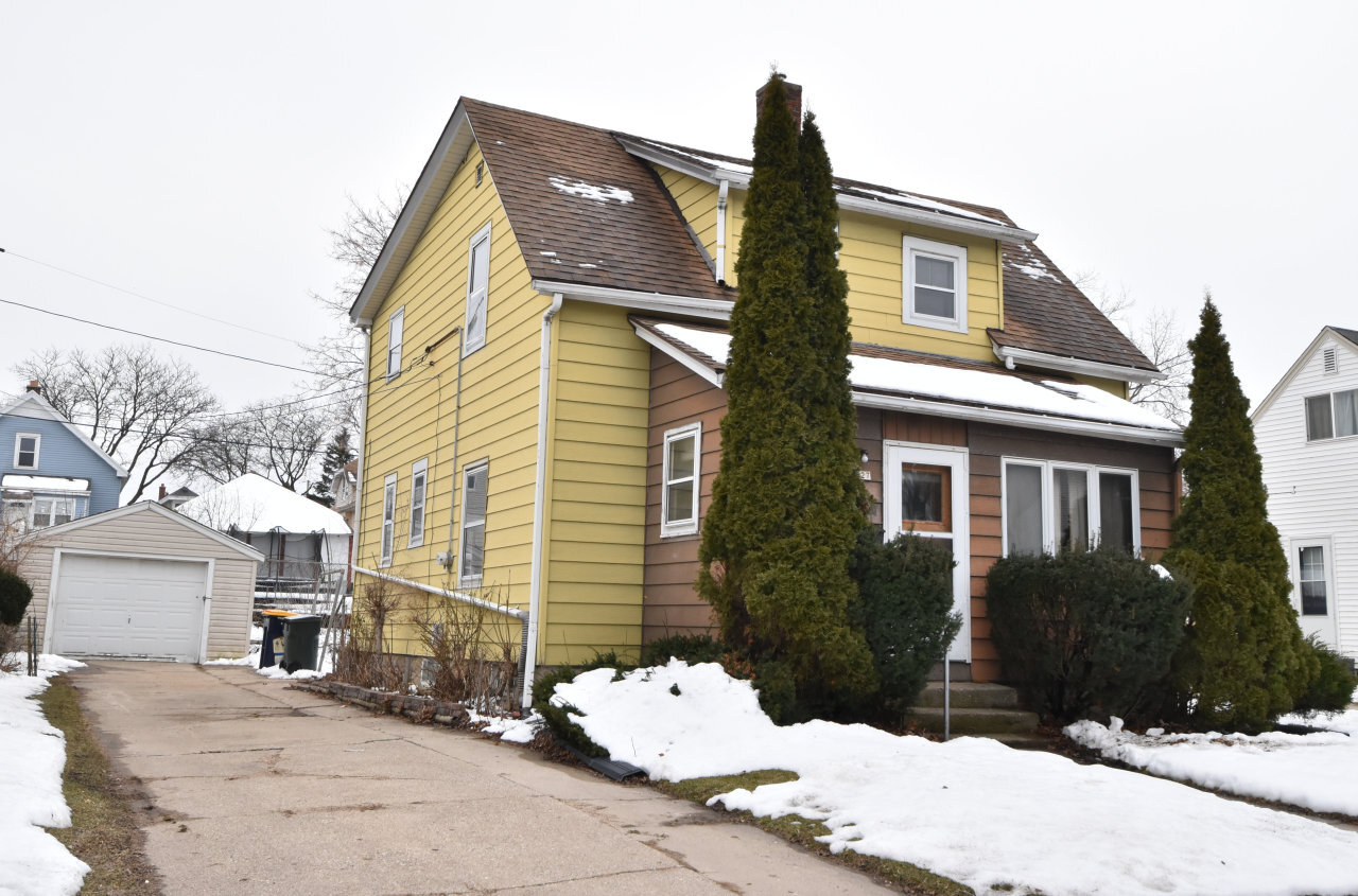 Property Photo: 5827 W Mineral St WI 53214