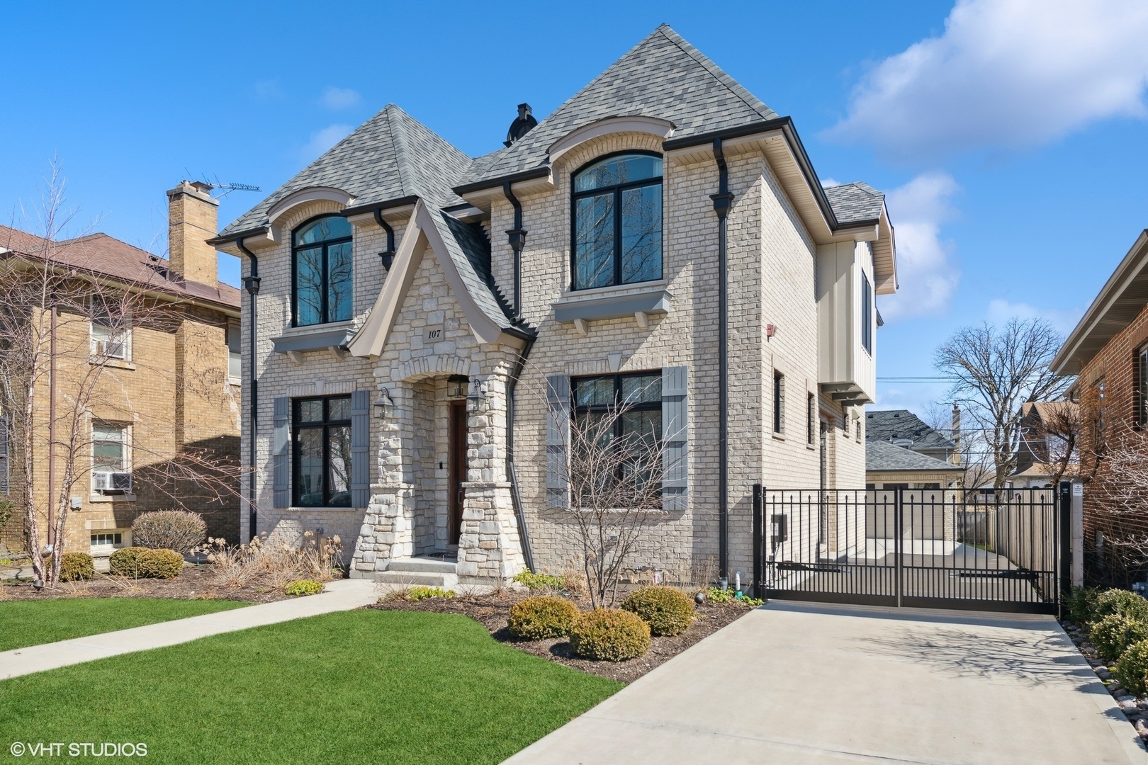 Property Photo: 107 N Merrill Street IL 60068