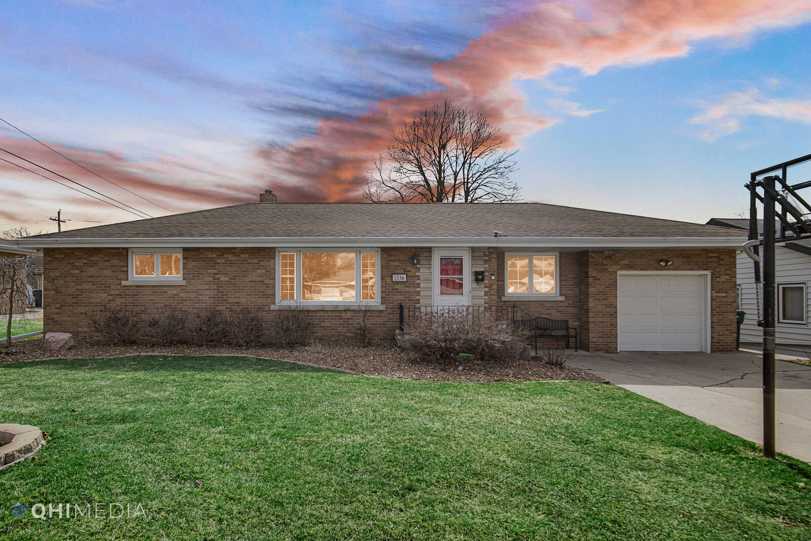 Property Photo:  1336 Jeffery Street  IL 60915