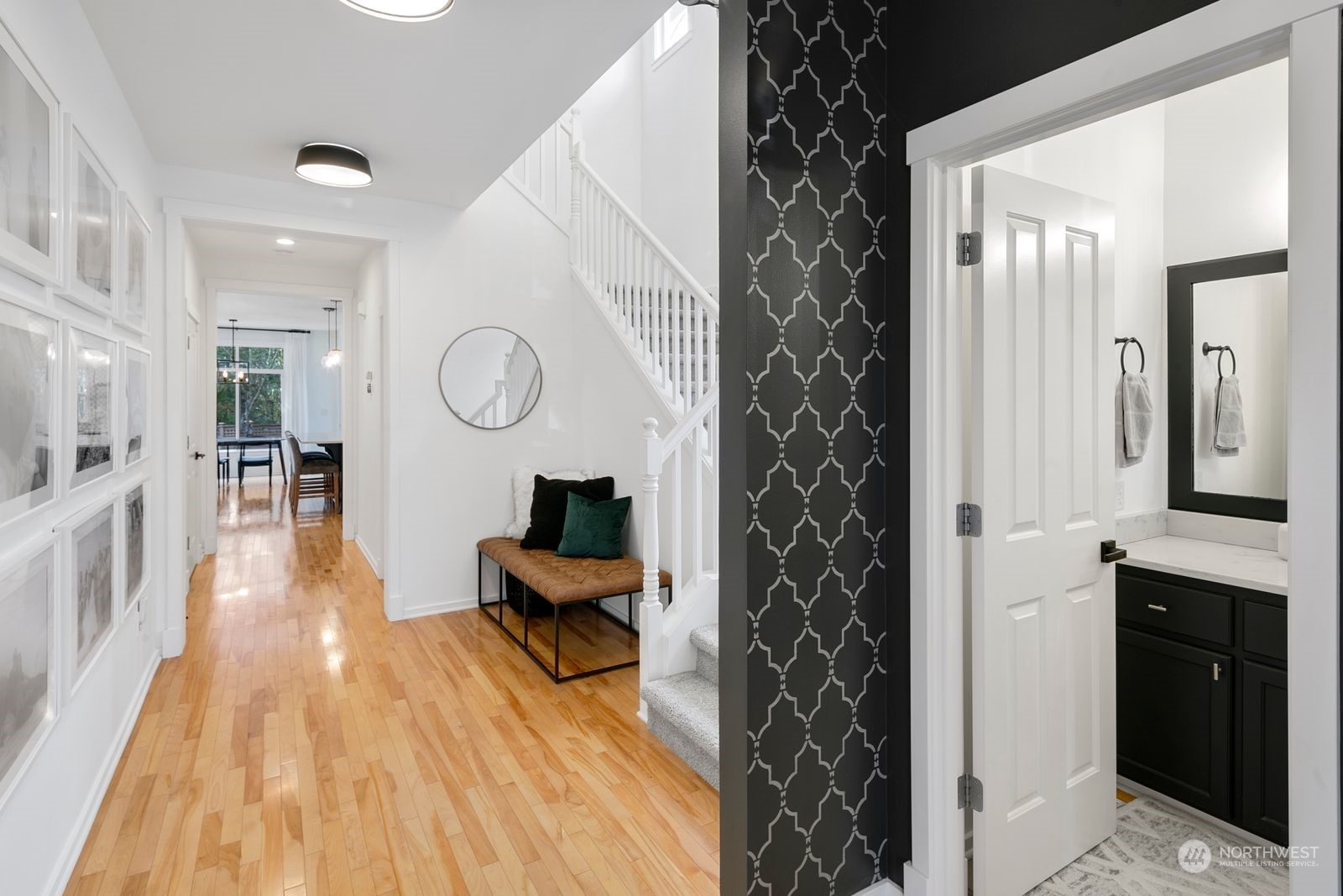 Property Photo: 7615 Dogwood Lane SE WA 98065