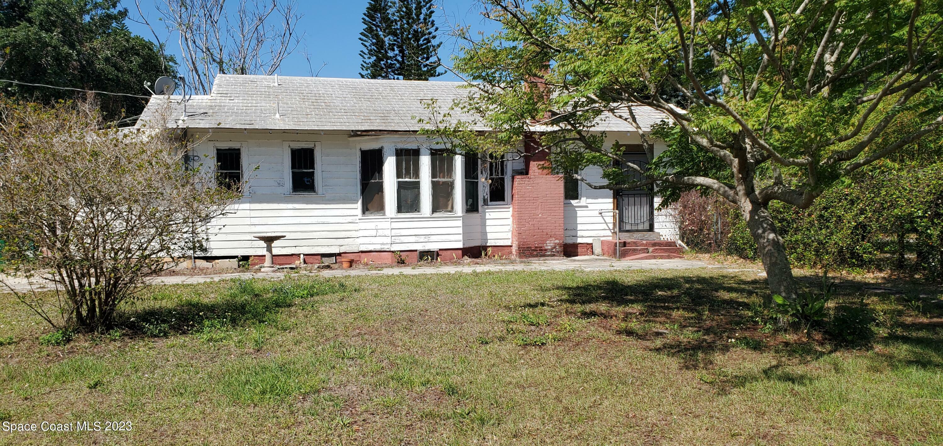 Property Photo:  327 Belmont Drive  FL 32922 