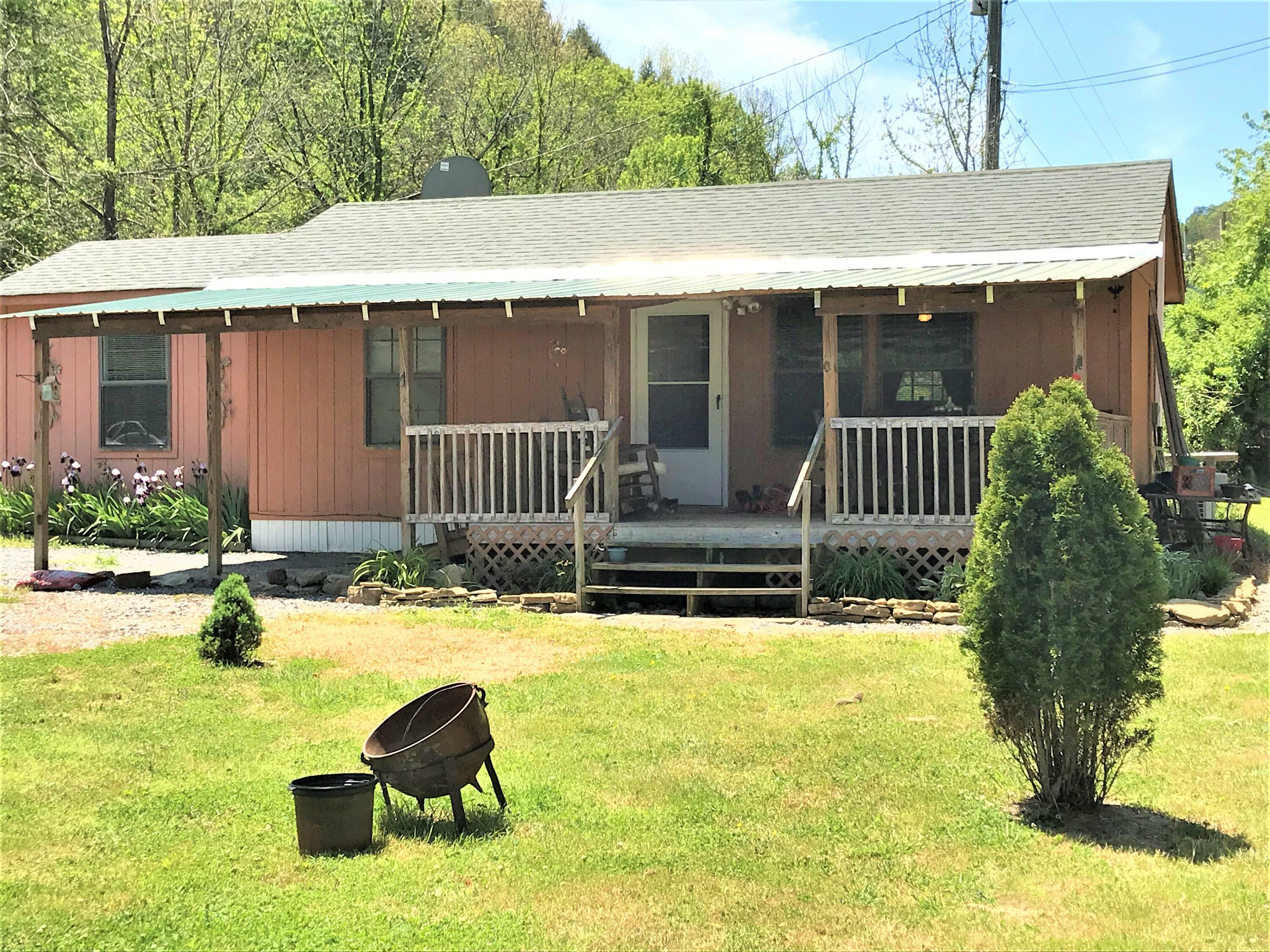 Property Photo:  230 Adams Lane  TN 37811 