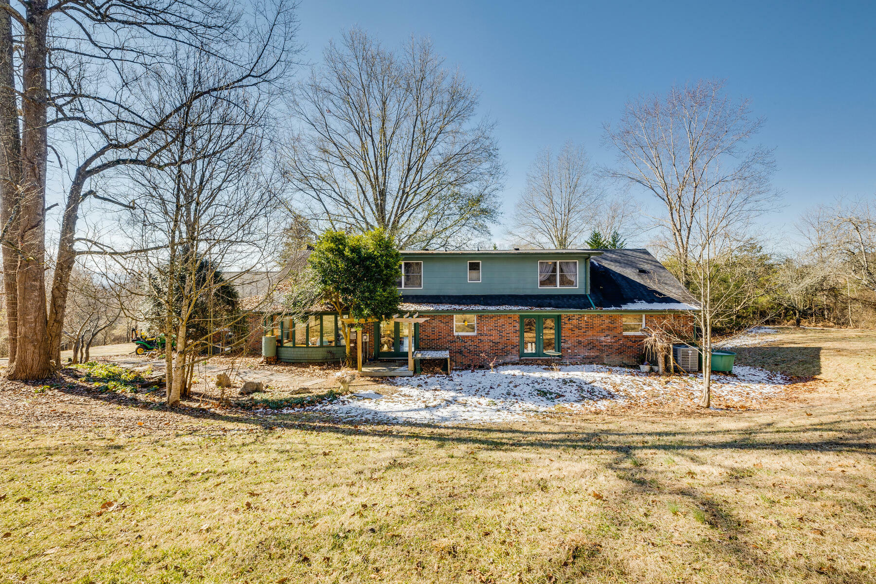 401 Tim Warren Road  Bristol TN 37620 photo