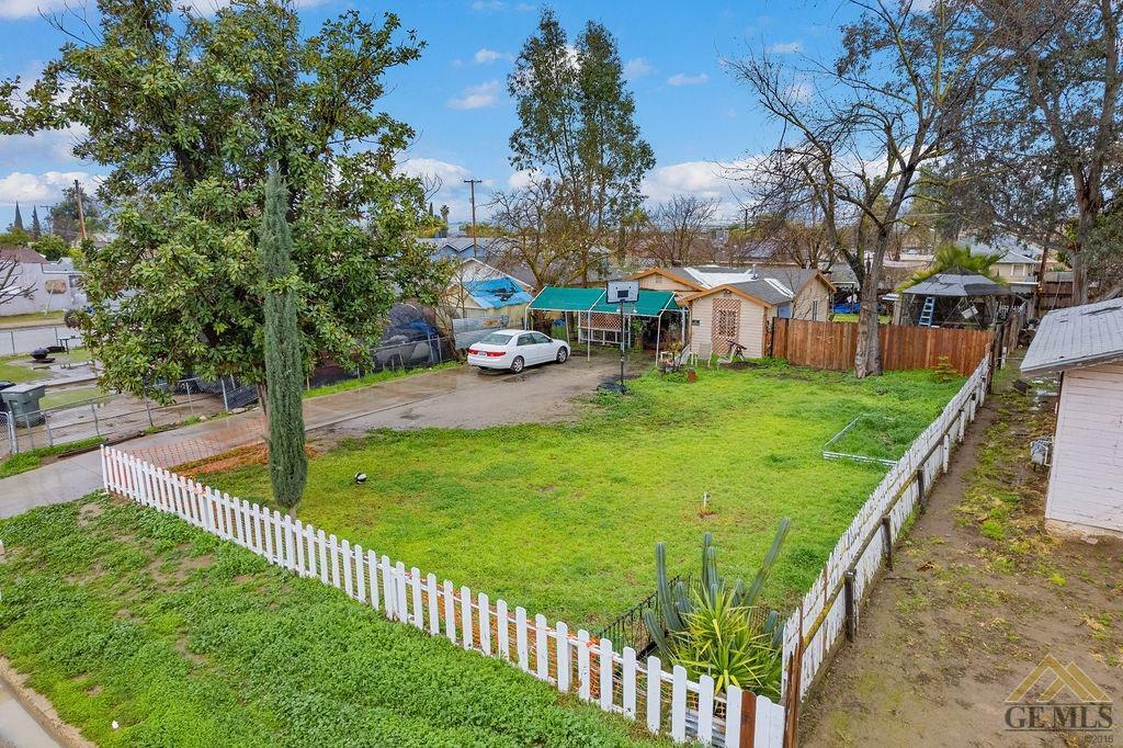 Property Photo:  1595 G Street  CA 93280 