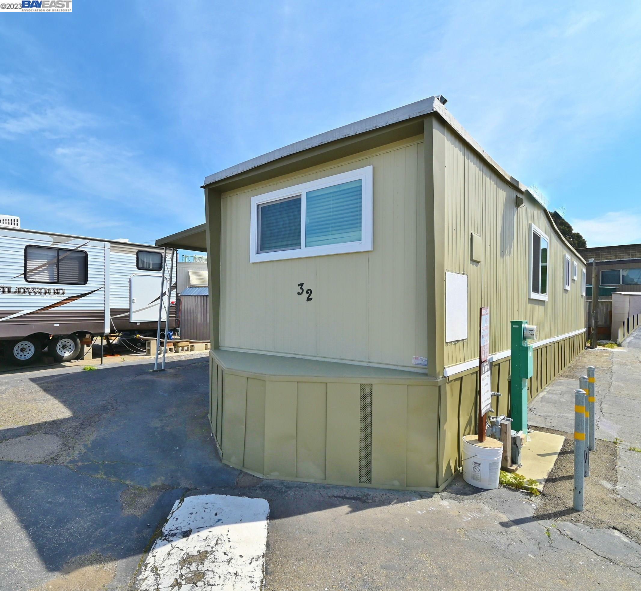 Property Photo:  3875 Castro Valley Boulevard 32  CA 94546 