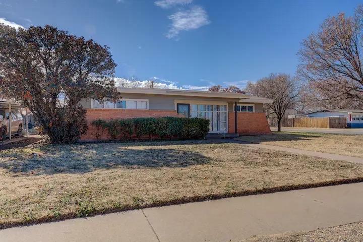 Property Photo:  3815 37th Street  TX 79413 