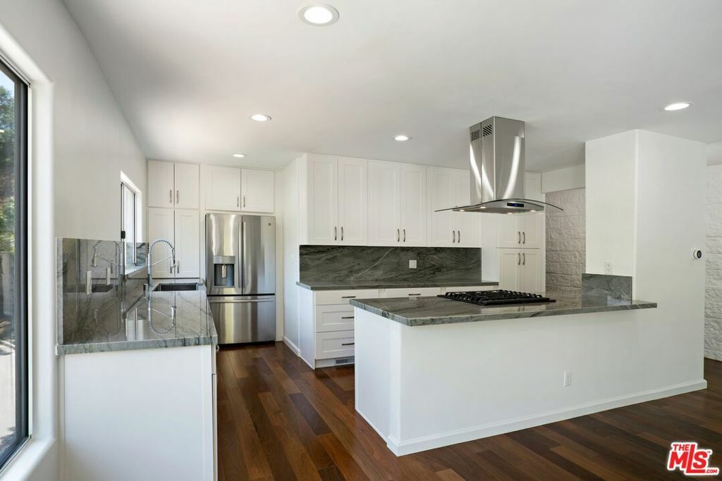 Property Photo: 9665 Heather Road CA 90210