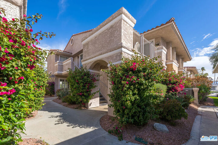 Property Photo: 2701 E Mesquite Avenue U101 CA 92264