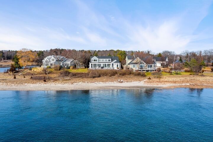 Property Photo:  99 Campbells Ln  NH 03854 