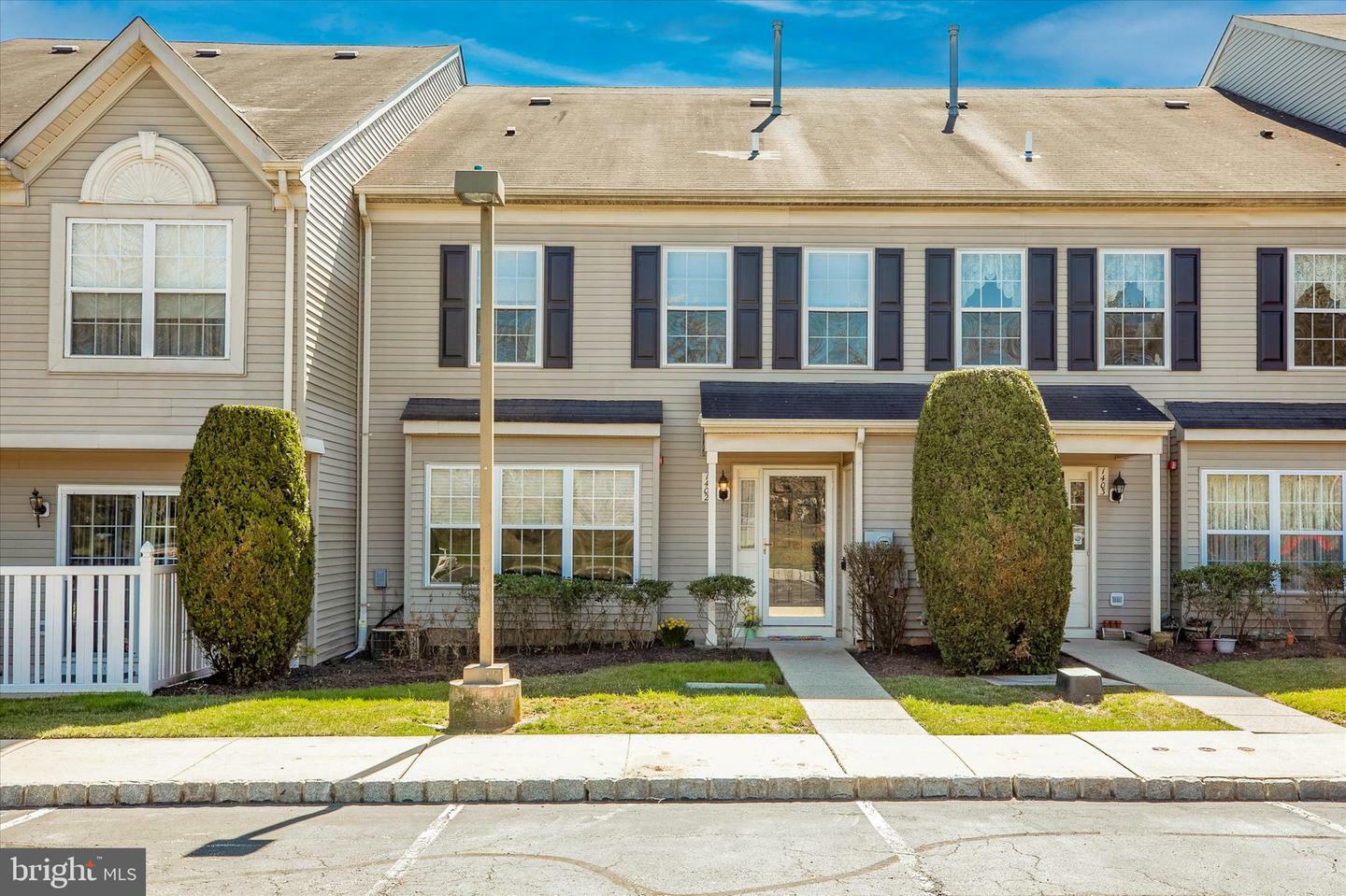 Property Photo: 1402 Black Walnut Drive PA 19460