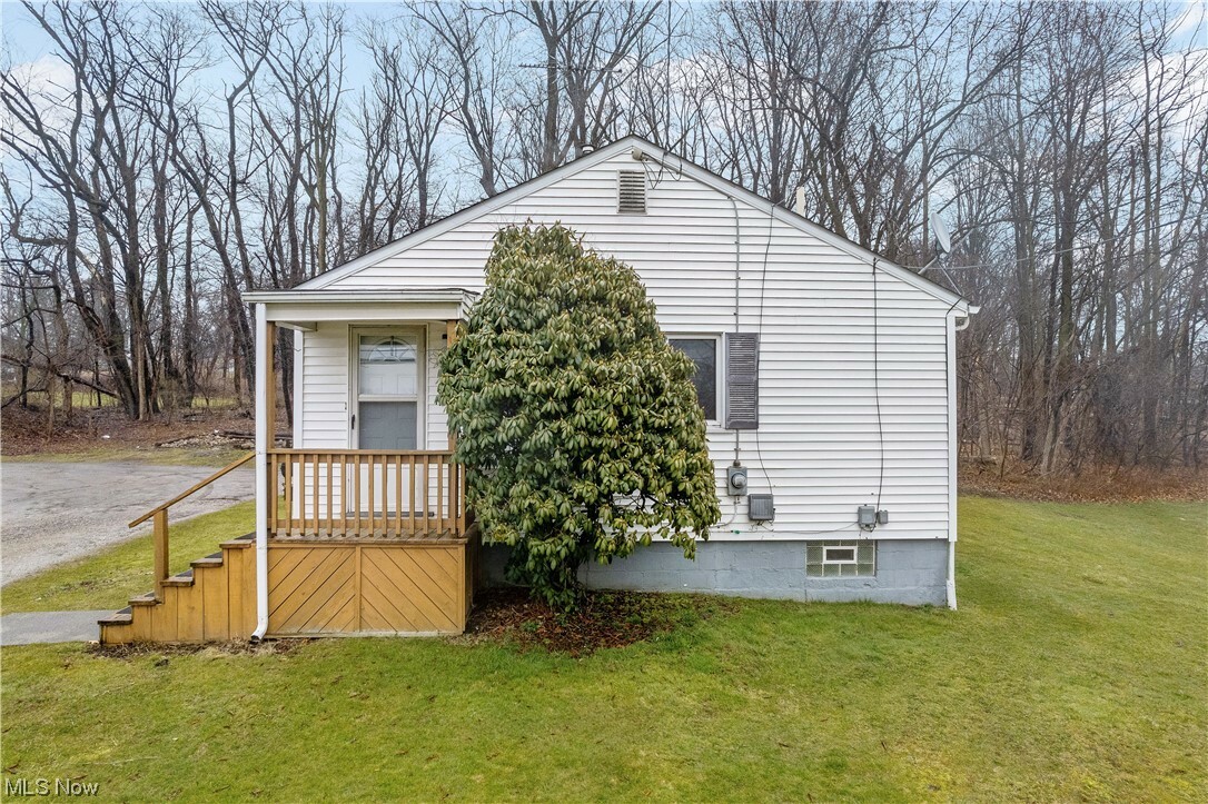 Property Photo: 1613 Chaffin Road OH 44306