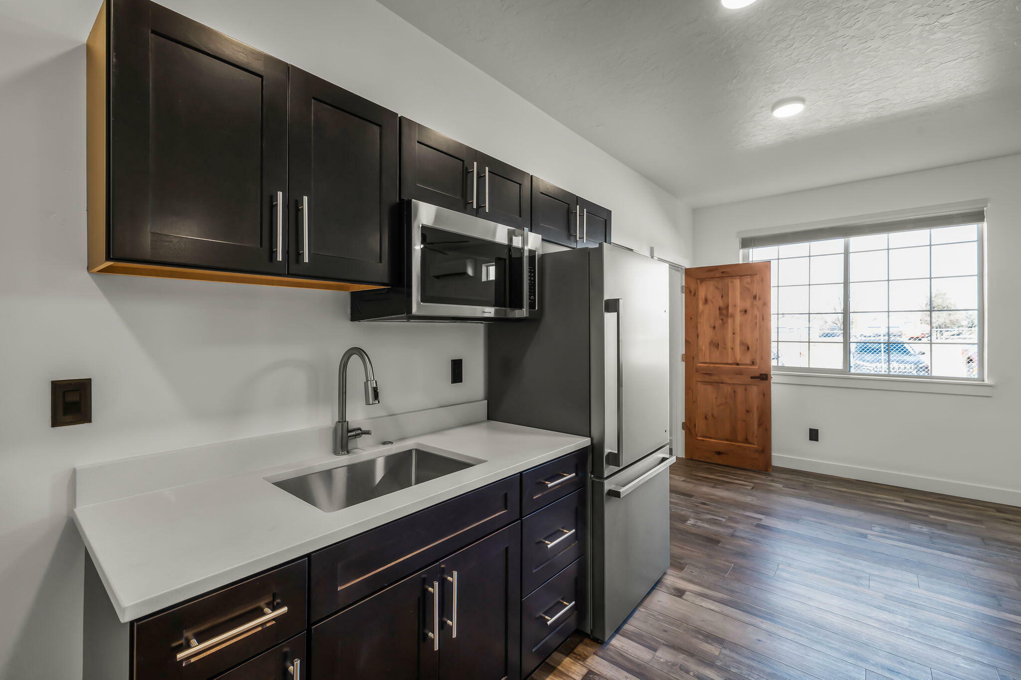 Property Photo: 1431 NW 4th Street OR 97756
