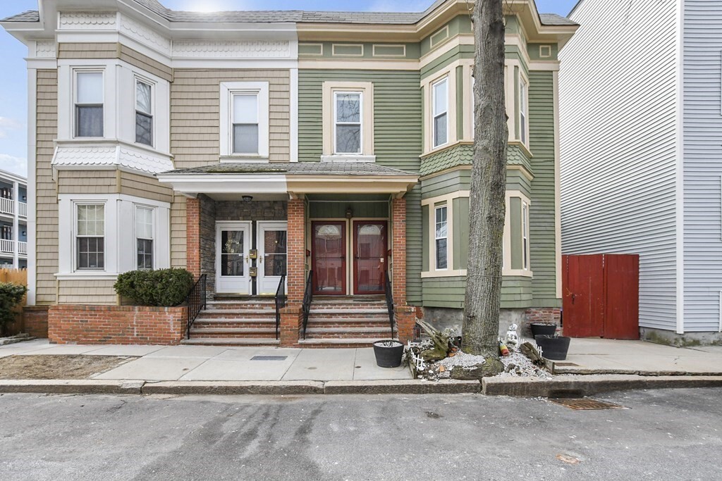 Property Photo:  909-911 E 2nd St  MA 02127 
