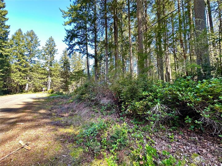 Property Photo:  9209 123rd Avenue  WA 98303 