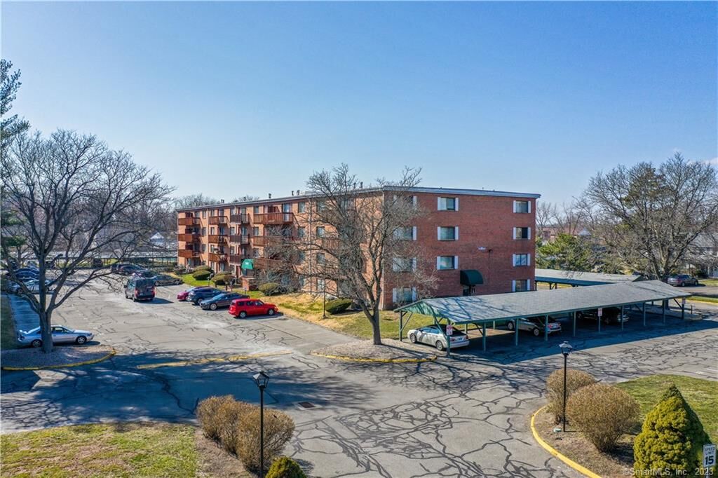 Property Photo:  1113 Harbor View Drive 1113  CT 06067