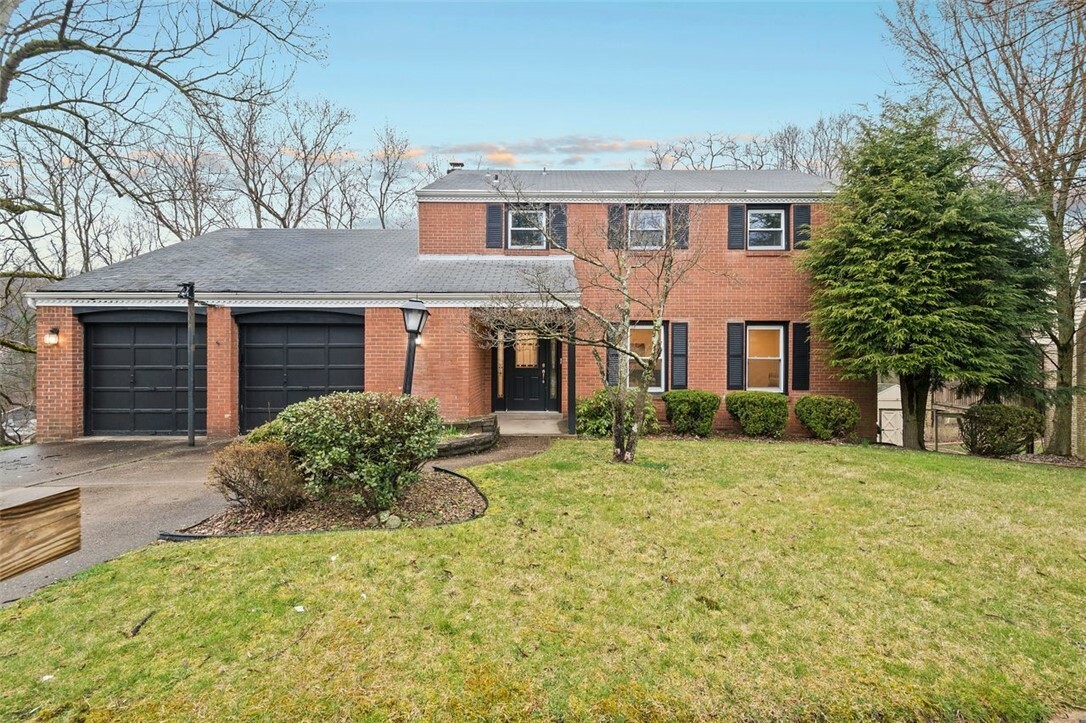 Property Photo:  101 Larchwood Drive  PA 15145 