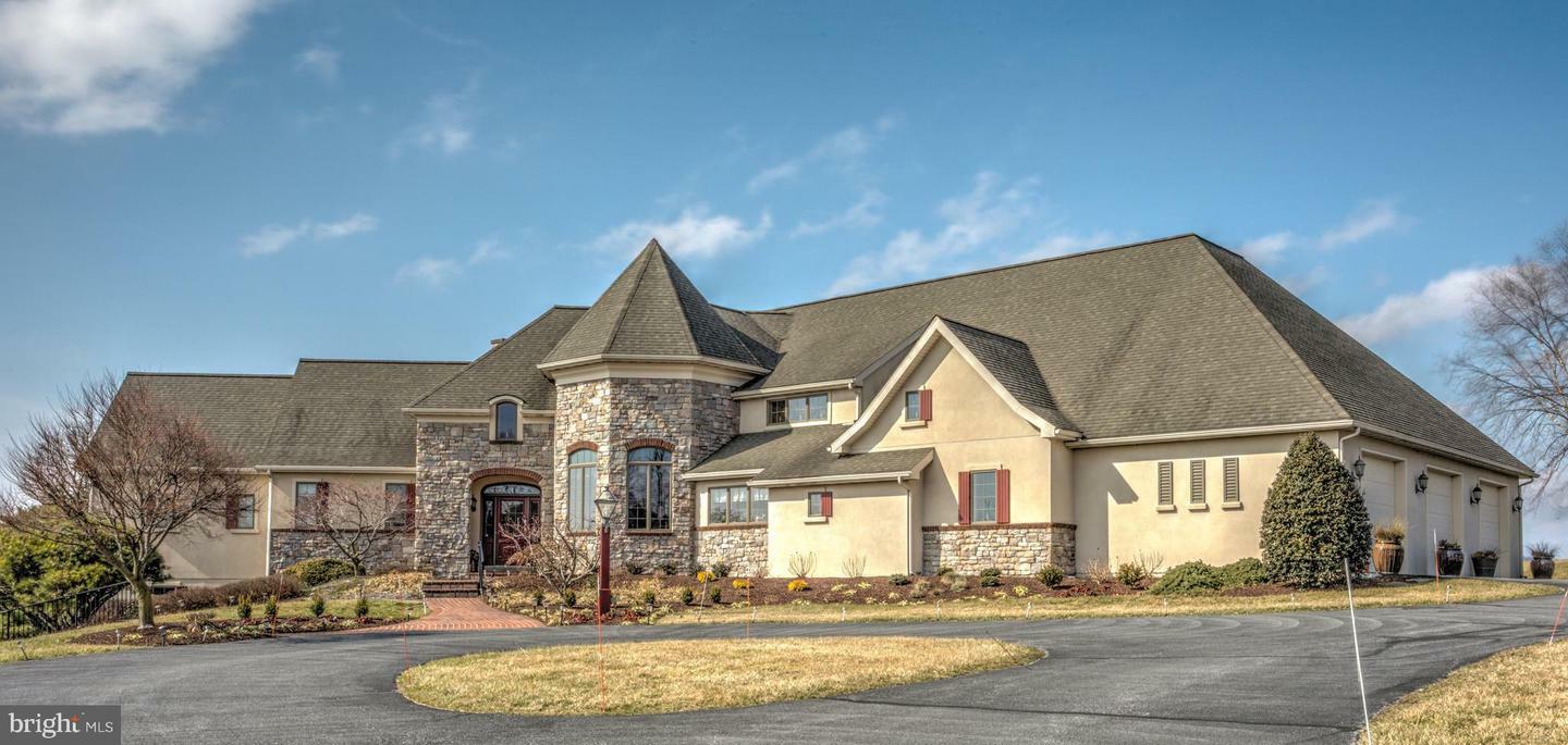 Property Photo: 78 Autumn Leaf Lane PA 17545