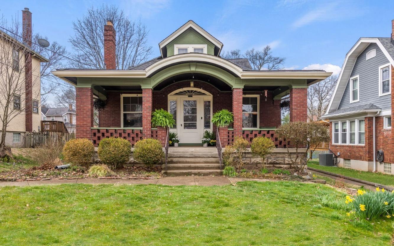 Property Photo: 6119 Fairway Dr OH 45212