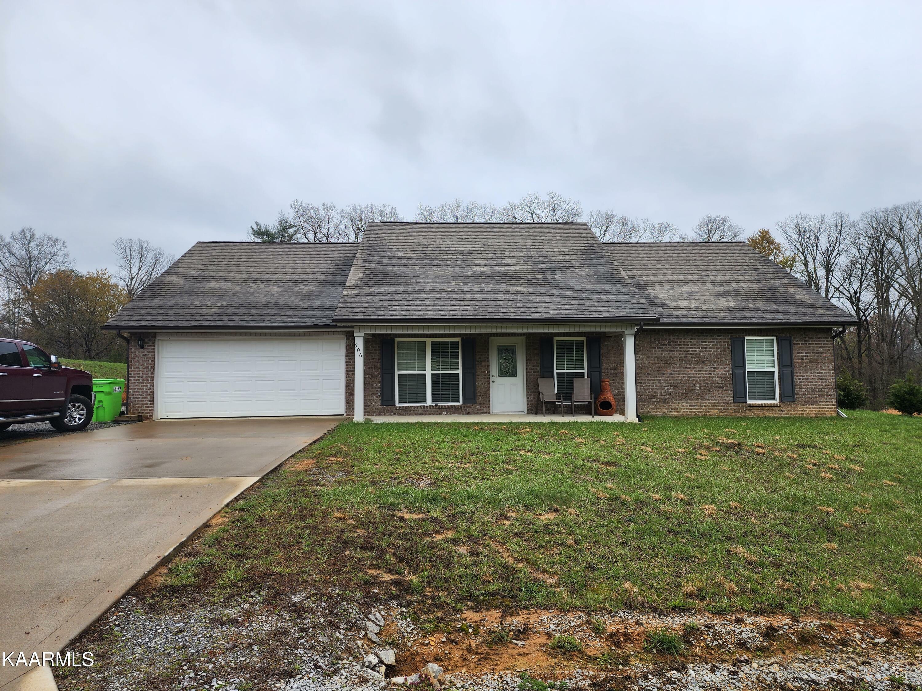 Property Photo:  506 Roper Way  TN 37886 