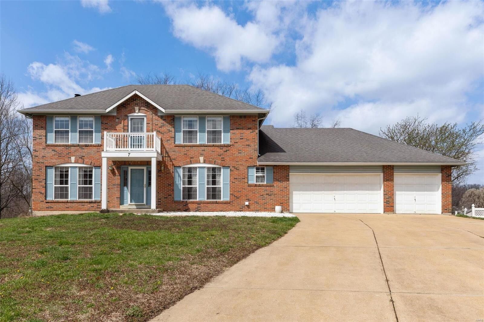 Property Photo:  7 Albemarle Court  MO 63368 