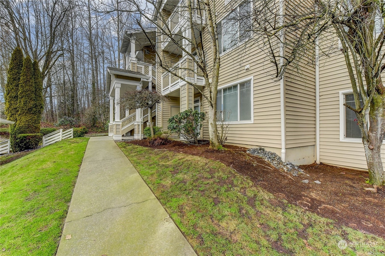 Property Photo: 15300 112th Avenue NE C302 WA 98011
